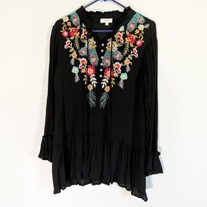 Umgee Boho Printed Floral Top Professionally Dry Cleaned